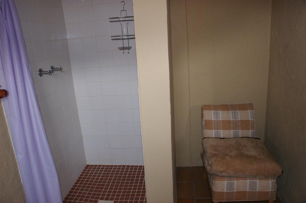 Xain Quaz Camp Hotel Gobabis Екстериор снимка