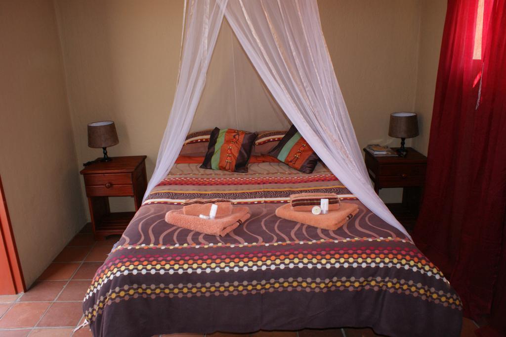 Xain Quaz Camp Hotel Gobabis Екстериор снимка